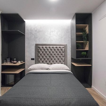 Liberty Rooms, 3Rd Floor, No Elevator ซาเกร็บ ภายนอก รูปภาพ