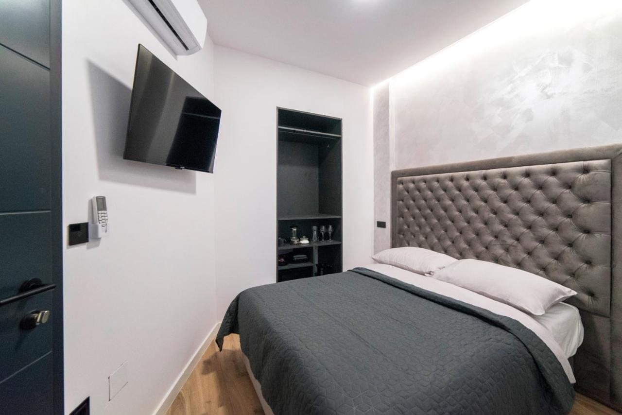 Liberty Rooms, 3Rd Floor, No Elevator ซาเกร็บ ภายนอก รูปภาพ